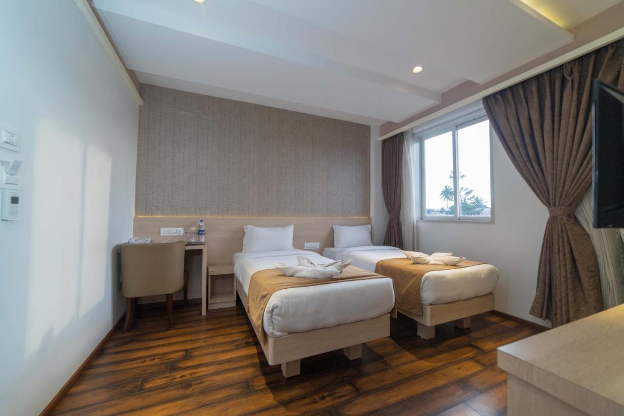 Zip By Spree Hotels Samudra Belgaum Extérieur photo