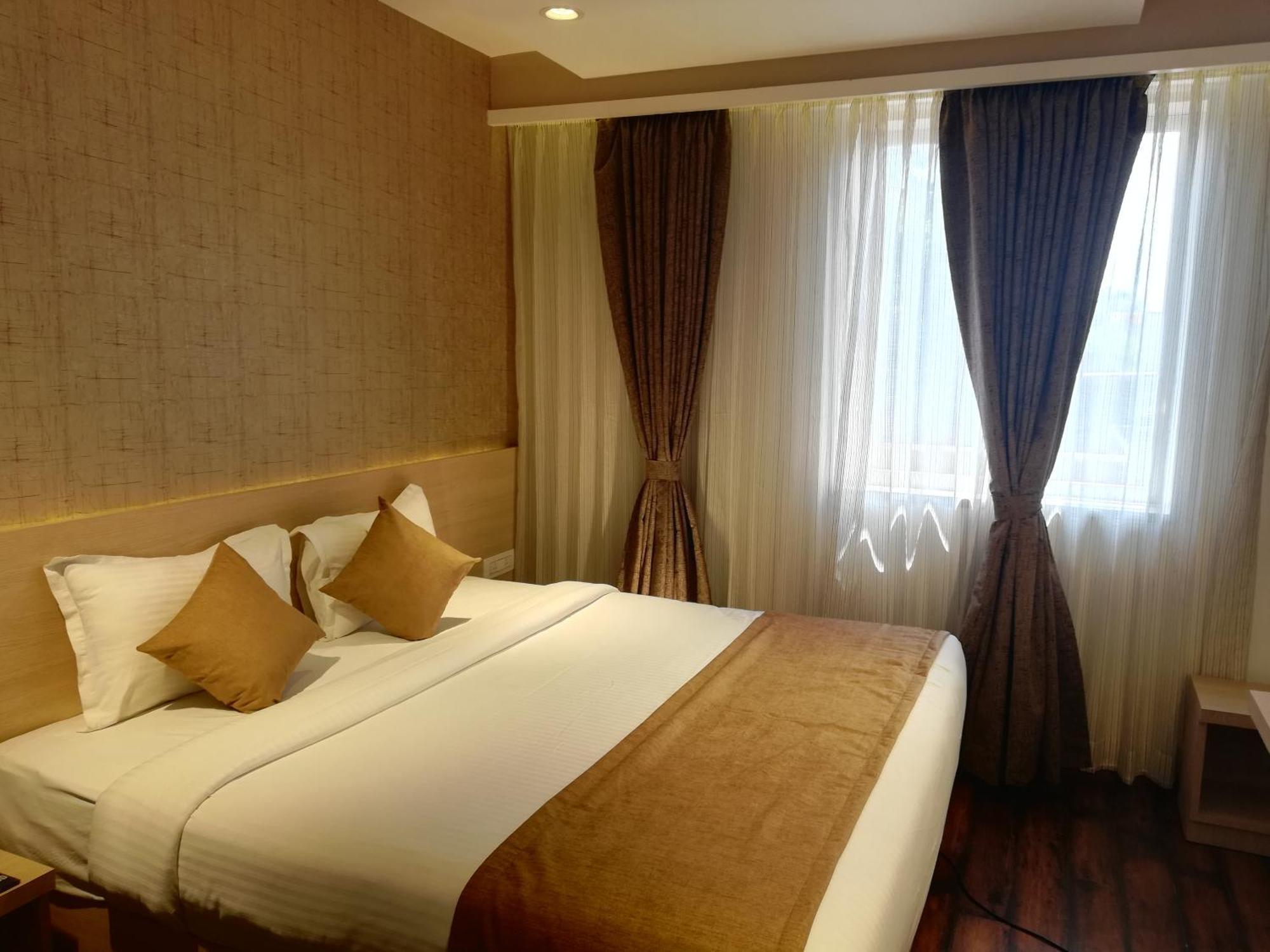 Zip By Spree Hotels Samudra Belgaum Extérieur photo